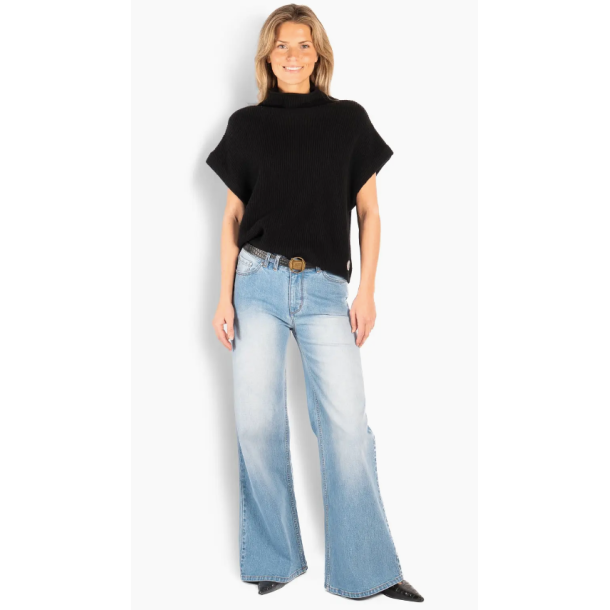 H&eacute;st Estelle top