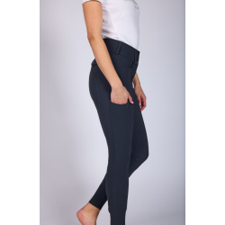 Kvinde if�rt navy Kingsland Kimi A-shape ridebukser set fra siden