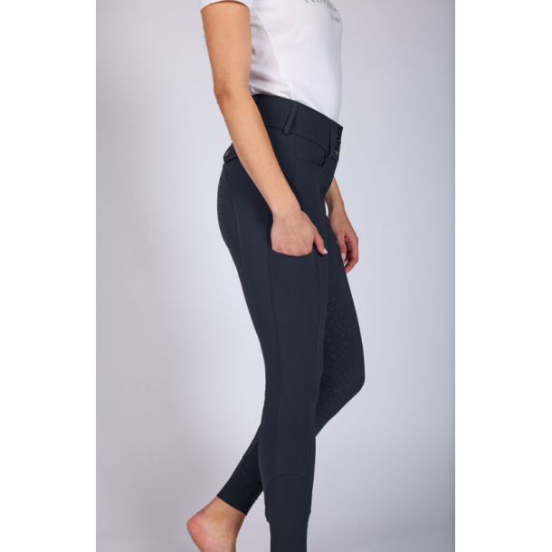 Kvinde if�rt navy Kingsland Kimi A-shape ridebukser set fra siden