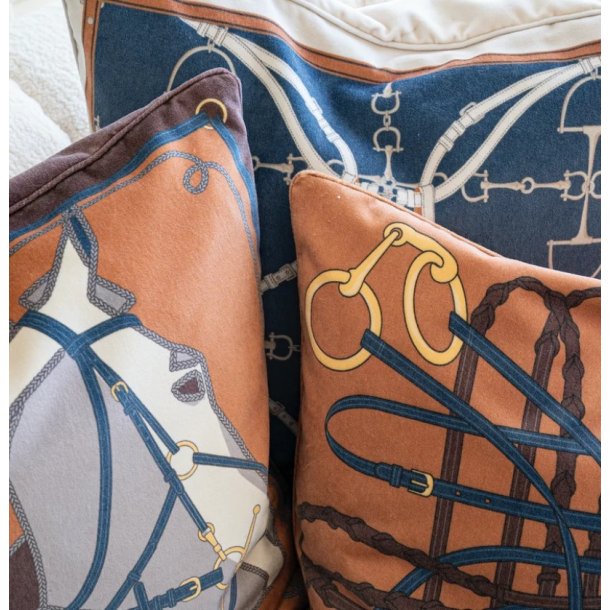 Adamsbro Bite Luxury - stor pude 55 X 55