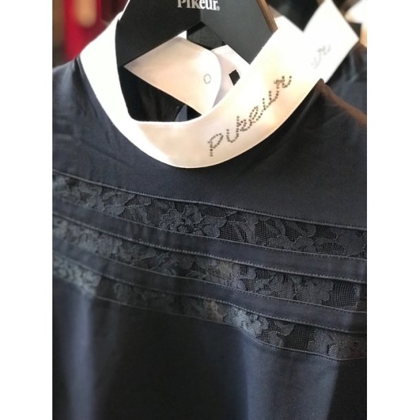 Pikeur Adelina st�vnebluse