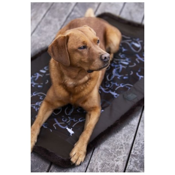 Eskadron hundeseng Glossy Fauxfur Platinum 20