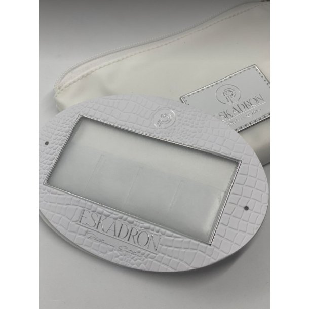 Eskadron Platinum st�vnenummer m 4 tal