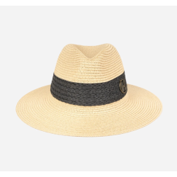 H�st Allesandra str�hat