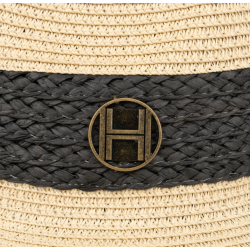 H�st Allesandra str�hat