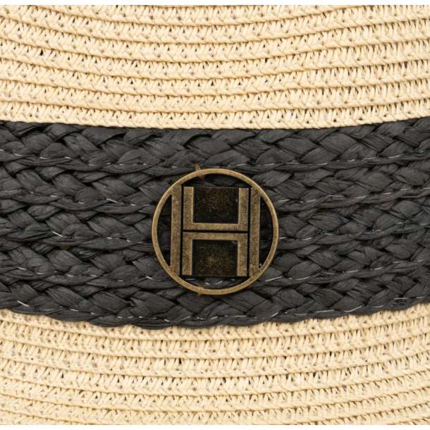 H�st Allesandra str�hat