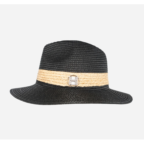 H�st Allesandra str�hat