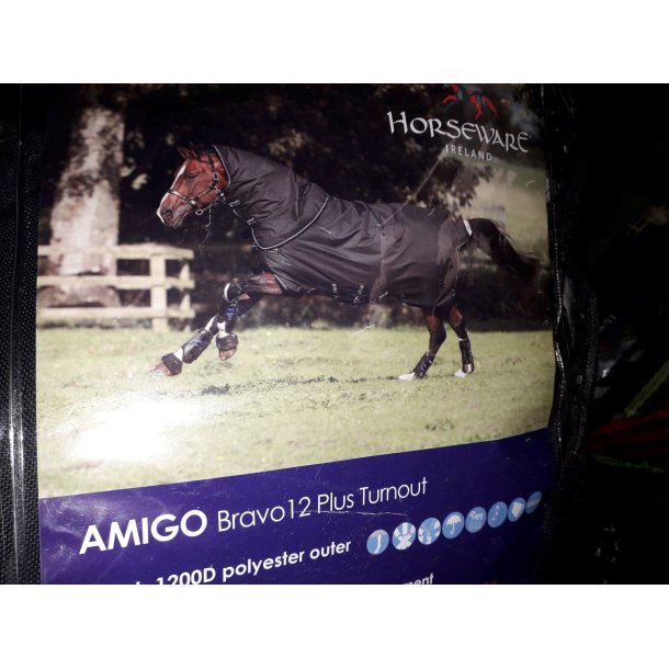Horseware Amigo Bravo 12 Plus Turnout Heavy 400 gr. m. Hals