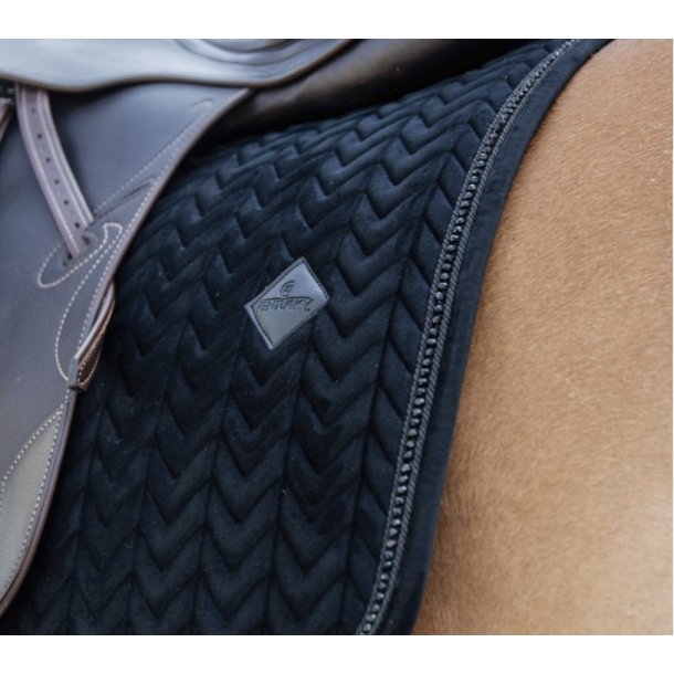 Kentucky saddle pad velvet pearls 