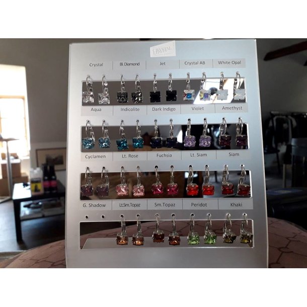 OS Square Swarovski �reringe (s�t)