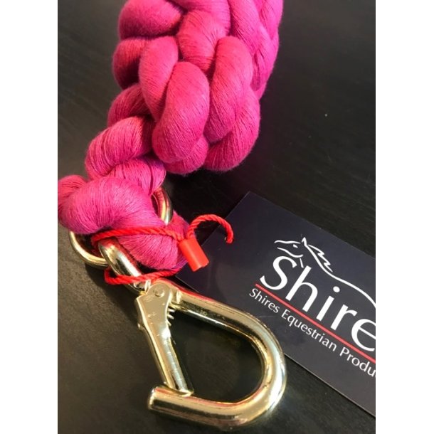 Shires tr�ktov 1,8 m med Walsall Karabinhage