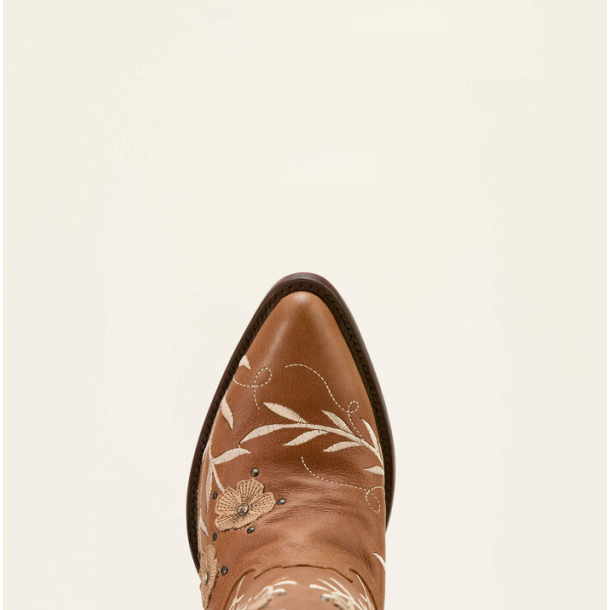 Ariat Romance Soft Tan Honey western st�vle