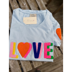 Lulus Love t-shirt lysebl� 