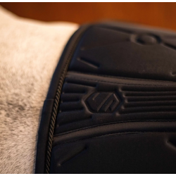 Samshield Spineshield Swarovski sadelunderlag spring