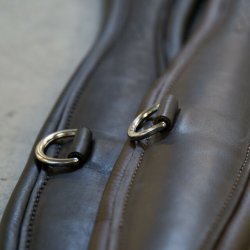 St�bben L�dergjord - med elastik i ender